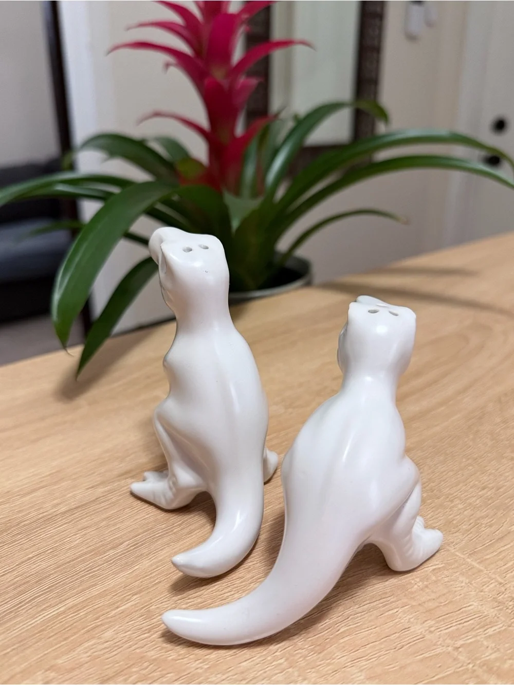 Cute kawaii Dinosaur Bow tie Salt & Pepper Shakers whimsical kitchen decor